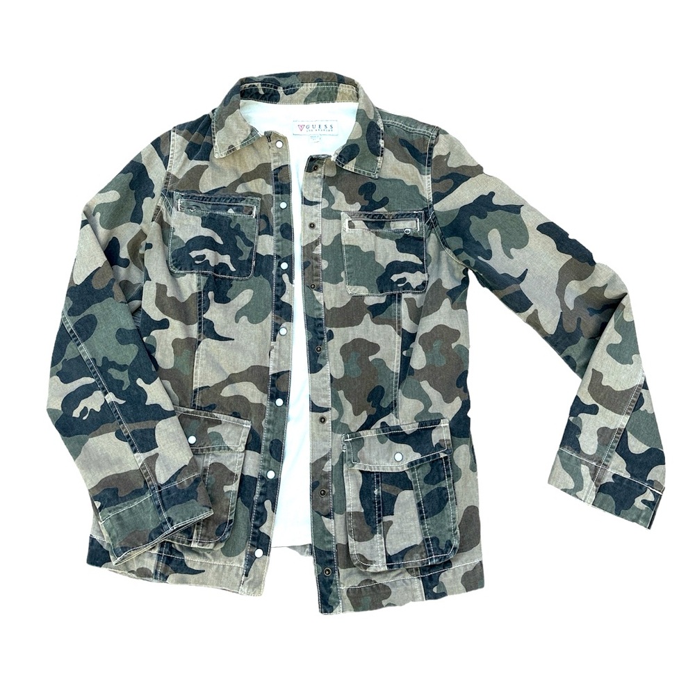 Guess Camo button down jacket